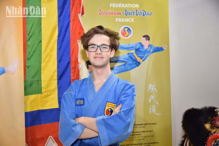 Võ sinh người Bỉ Dante Thomsin tại Giải vô địch Vovinam toàn nước Pháp 2024. (Ảnh: KHẢI HOÀN)