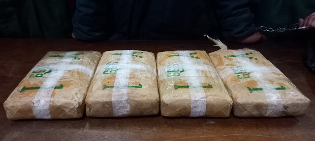 Tang vật thu giữ.