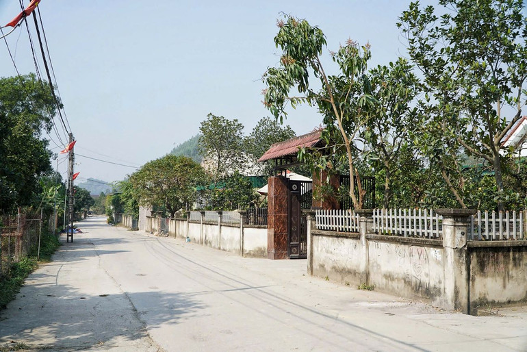 Những tuyến đường được người dân hiến đất, mở rộng từ 4 đến 7 mét.