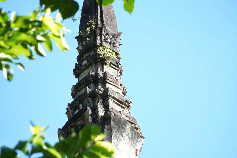 Những đường nét hoa văn, họa tiết tinh xảo.