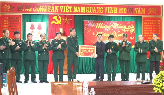 Chúc Tết Khu điều dưỡng Thương binh tâm thần kinh Nghệ An.