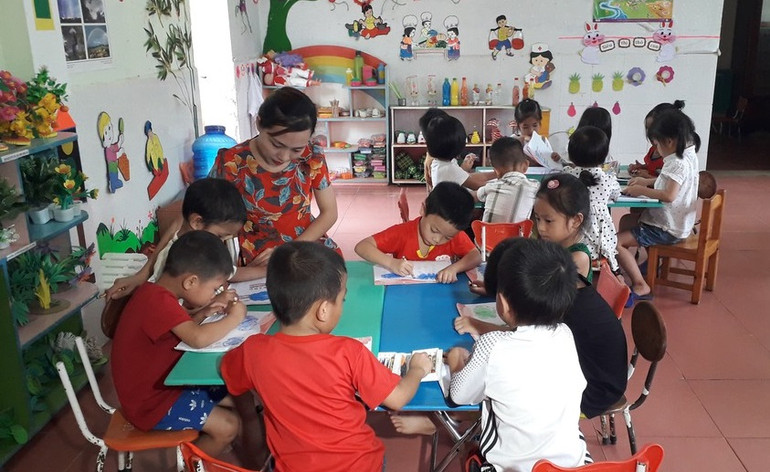 Chi trả lương kịp thời sẽ tạo động lực để giáo viên tiếp tục nỗ lực cố gắng làm tốt công tác chăm sóc, giáo dục trẻ.