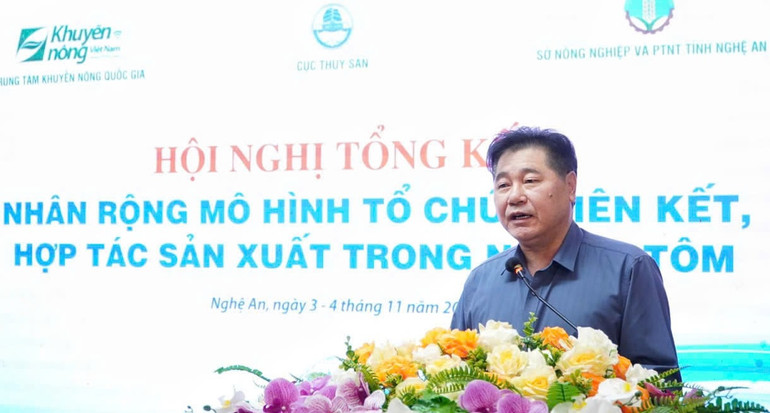 Giám đốc Trung tâm Khuyến nông Quốc gia Lê Quốc Thanh phát biểu tại hội nghị.