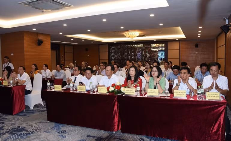 Các đại biểu tham gia buổi lễ phát động. (Ảnh: Công Kiên). Các đại biểu tham gia buổi lễ phát động. (Ảnh: Công Kiên).