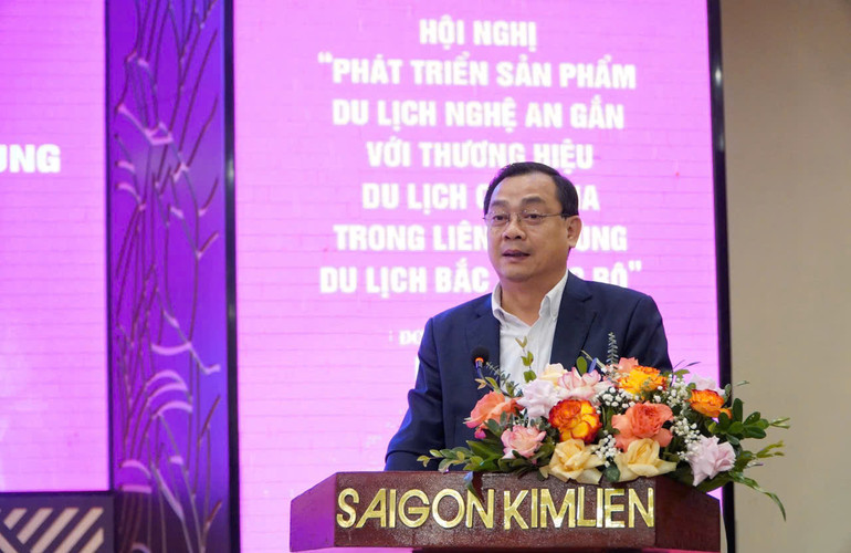 Cục trưởng Cục Du lịch Quốc gia Việt Nam Nguyễn Trùng Khánh phát biểu tại hội nghị.