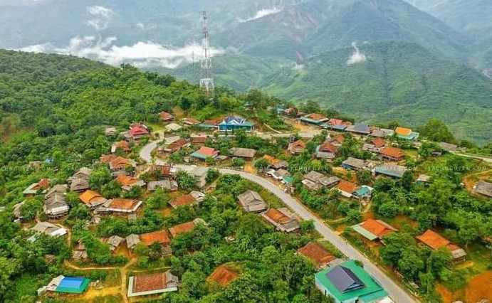 Các bản làng ở huyện biên giới 30a Kỳ Sơn (Nghệ An) ngày càng khởi sắc có sự đóng góp to lớn của những người có uy tín.