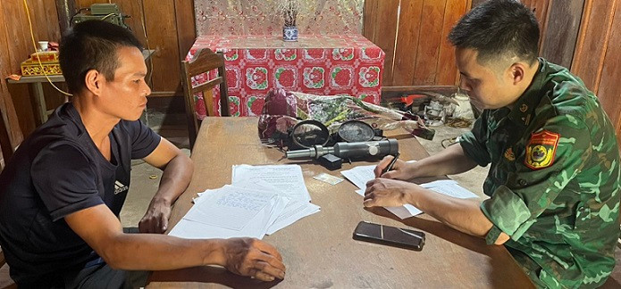 Đối tượng La Văn Sao trú tại bản Khe Bu, bị Đồn Biên phòng Châu Khê phát hiện, xử lý.