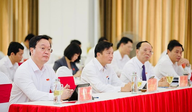 Các đại biểu tham dự.