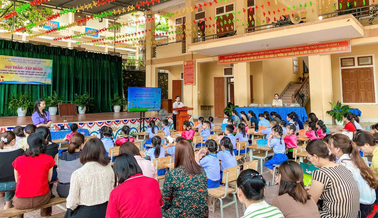 Các trường tiểu học ở miền núi với nỗi lo thiếu giáo viên tiếng Anh.