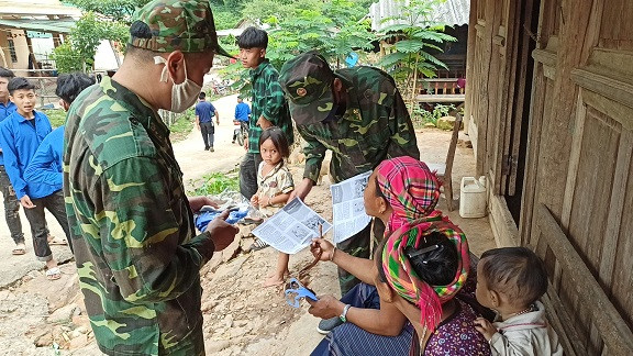 Tuyên truyền bà con phòng chống tảo hôn, hôn nhân cận huyết thống.