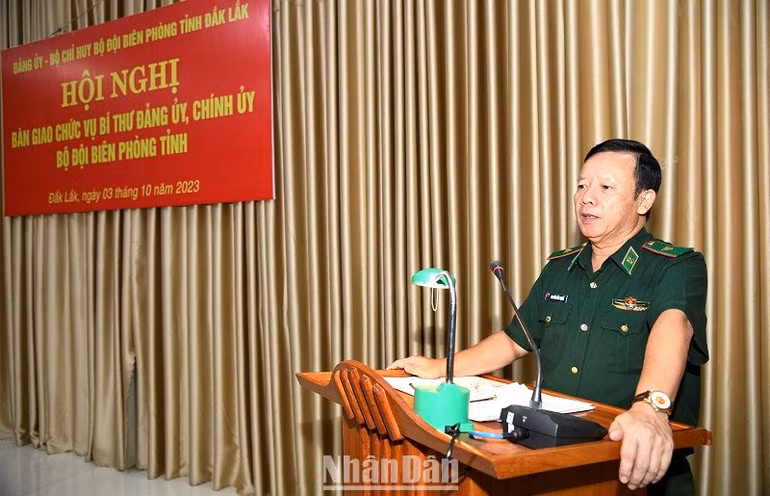 Thiếu tướng Nguyễn Đức Mạnh, Phó Tư lệnh Bộ đội Biên phòng phát biểu chỉ đạo tại Hội nghị.