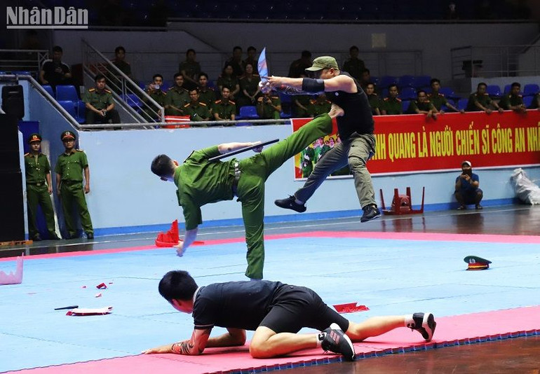 Một nội dung thi tình huống của Công an tỉnh Thừa Thiên-Huế.