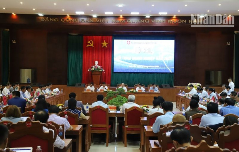 Quang cảnh hội nghị đối thoại.