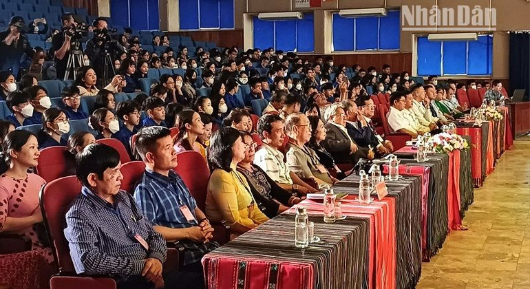 Các đại biểu dự chương trình giao lưu văn hóa Việt Nam-Nhật Bản tỉnh Đắk Lắk năm 2023.