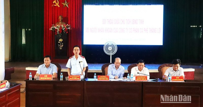 Trưởng Ban tiếp công dân Trung ương, Thanh tra Chính phủ Nguyễn Hồng Điệp phát biểu tại buổi đối thoại.