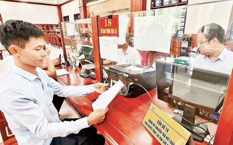 Trung tâm Phục vụ hành chính công, Kiểm soát thủ tục hành chính và Xúc tiến đầu tư tỉnh Nam Định (Nguồn: Internet)