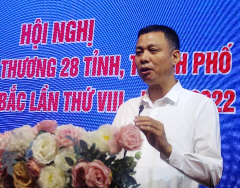 Lãnh đạo tỉnh Sơn La trao đổi về sản xuất công nghiệp tại địa phương và đề xuất, kiến nghị liên quan.