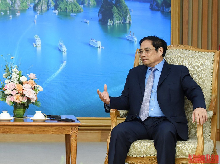 Thủ tướng khẳng định Việt Nam sẽ tiếp tục phát huy vai trò là thành viên tích cực, có trách nhiệm của Tổ chức UNESCO, chủ động tham gia các hoạt động và đóng góp vào các nỗ lực của tổ chức vì hòa bình, hợp tác và phát triển của quốc gia thành viên.