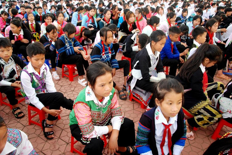 Học sinh Trường Dân tộc nội trú Bát Xát khai giảng năm học mới 2022-2023.