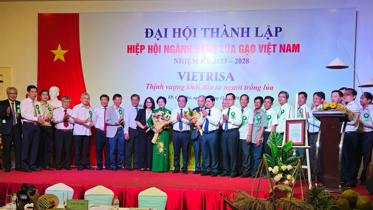 Ban chấp hành VIETRISA nhiệm kỳ 2023-2028 ra mắt đại hội