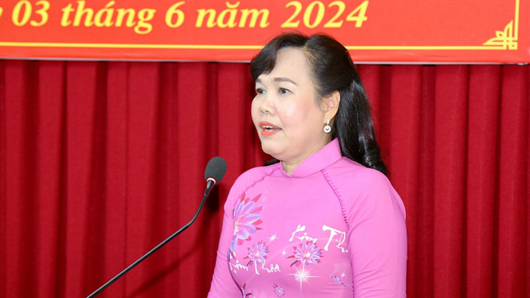 Đồng chí Võ Kim Thoa phát biểu tại lễ công bố.