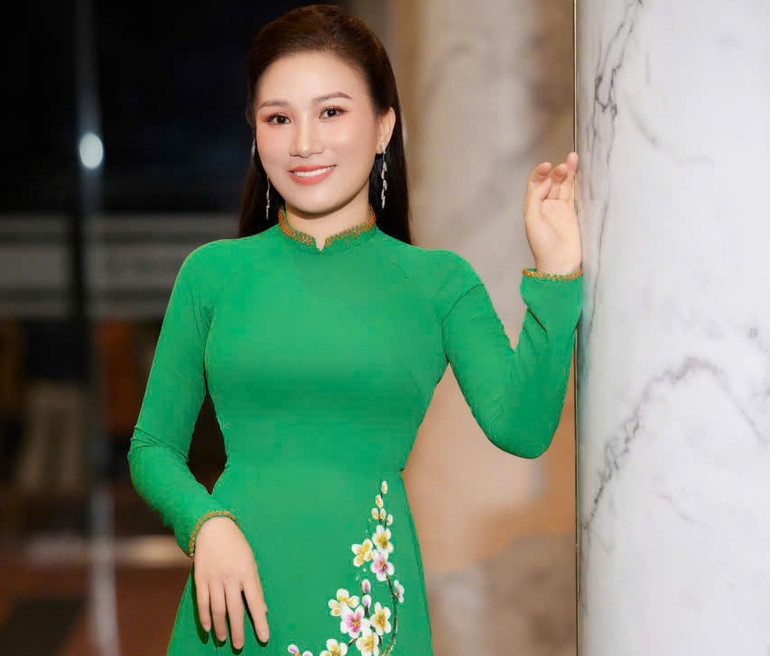 Một Hà Nội hào hoa mà bình dị, lãng mạn sẽ được ca sĩ Trang Trần tái hiện qua các ca khúc trữ tình.