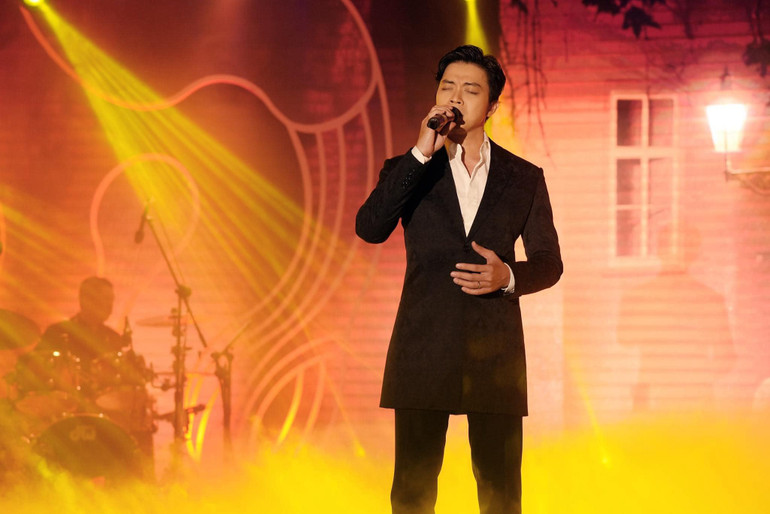 Ca sĩ Lân Nhã tự hào được tham dự một chương trình nghệ thuật nhiều ý nghĩa.