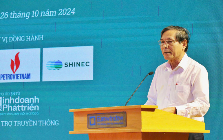 Phó Giáo sư, Tiến sĩ Đặng Văn Thanh phát biểu khai mạc hội thảo. Phó Giáo sư, Tiến sĩ Đặng Văn Thanh phát biểu khai mạc hội thảo.