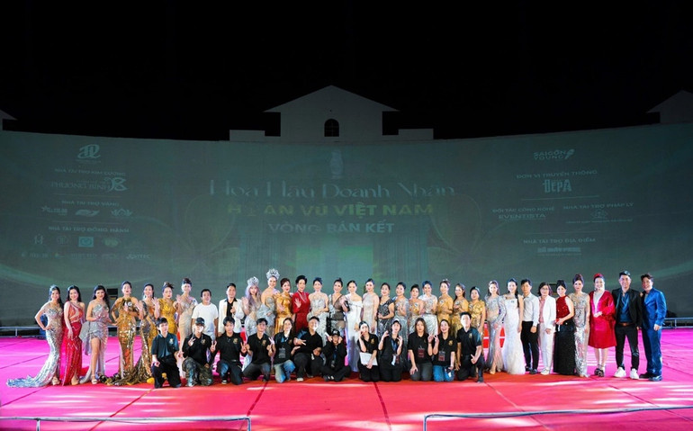 Bán kết cuộc thi Hoa hậu Doanh nhân Hoàn vũ Việt Nam 2025 diễn ra tại Hồ Tràm Vũng Tàu.