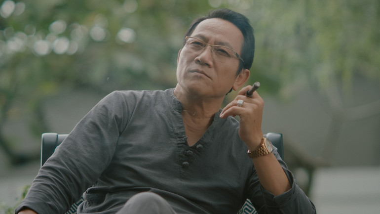 Tạo hình nhân vật Đại ca Sửu do NSƯT Hoàng Hải thủ vai.