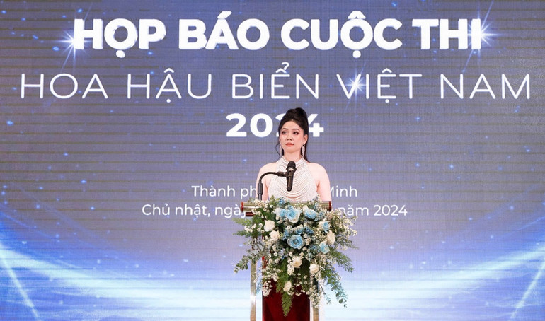 Chủ tịch cuộc thi Hoa hậu Biển Việt Nam 2024 Lê Thị Thơ phát biểu tại cuộc họp báo. Chủ tịch cuộc thi Hoa hậu Biển Việt Nam 2024 Lê Thị Thơ phát biểu tại cuộc họp báo.