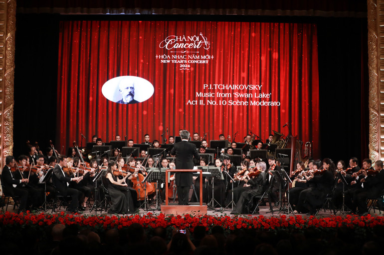 Dàn nhạc Giao hưởng Việt Nam sẽ biểu diễn trong chương trình.