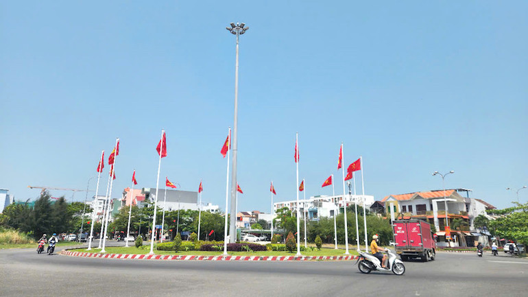 Một góc đường thuộc quận Sơn Trà, thành phố Đà Nẵng hiện nay.