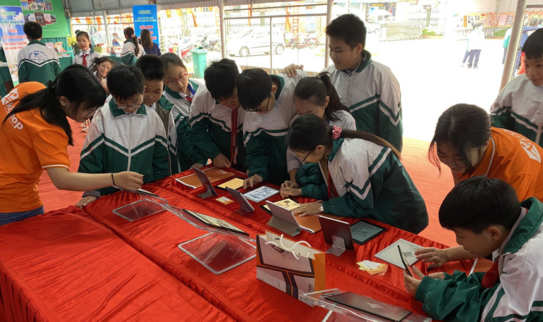 Gian hàng sách "điện tử".