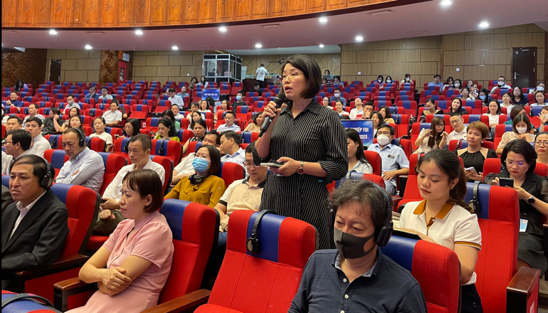 Đại diện doanh nghiệp FDI đóng góp ý kiến tại Hội nghị.