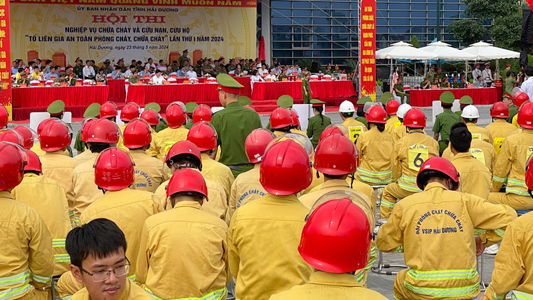 Các tổ liên gia phòng cháy chữa cháy dự hội thi.
