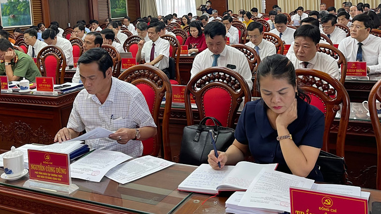 Các đại biểu Trung ương, địa phương dự Hội nghị.