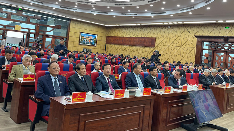 Các đại biểu dự kỳ họp thứ 19 HĐND tỉnh Hải Dương khóa 17.