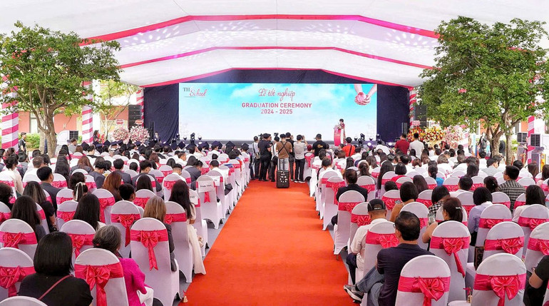 Quang cảnh buổi lễ.