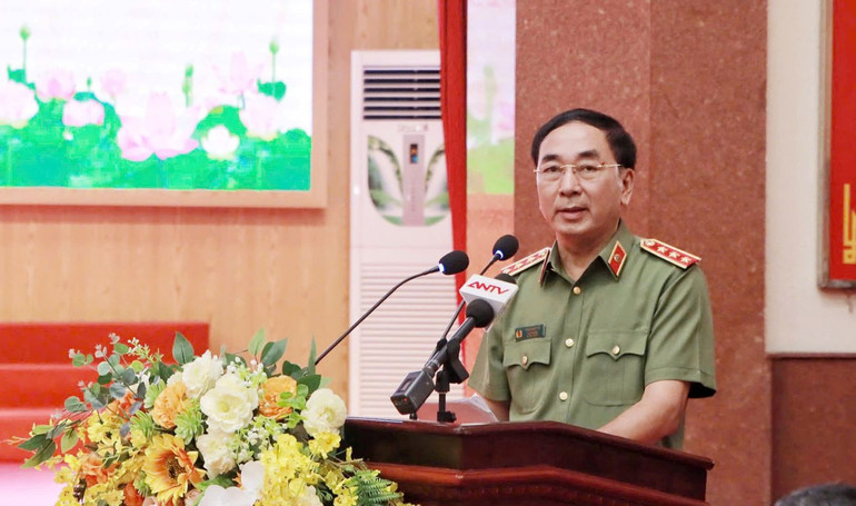 Đồng chí Thượng tướng Trần Quốc Tỏ, Thứ trưởng Công an phát biểu kết luận hội thảo.