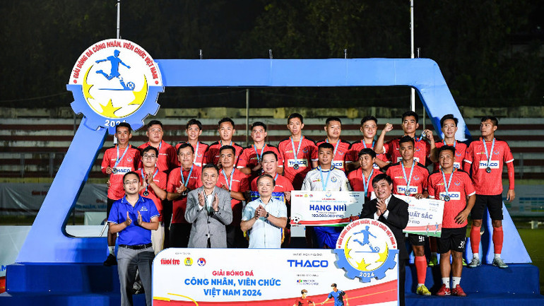 Á quân: Sacombank Bình Dương.