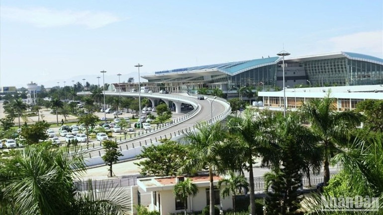 Với loạt dự án trọng điểm sẽ triển khai trong năm 2025, Cảng hàng không Quốc tế Đà Nẵng không ngừng nâng cao chất lượng, dịch vụ, lấy khách hàng làm trung tâm trong xây dựng, phát triển. (Ảnh: ANH ĐÀO)