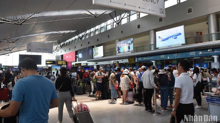 Cảng hàng không Quốc tế Đà Nẵng không ngừng nâng cao chất lượng phục vụ người dân, du khách. (Ảnh: ANH ĐÀO)