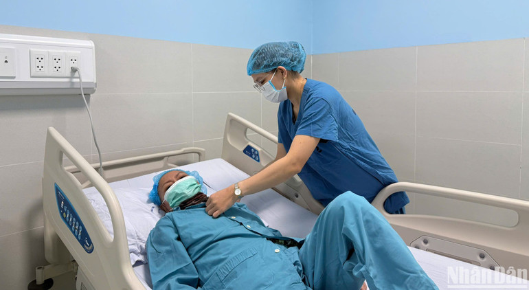 Đây là ca ghép tế bào gốc thứ 3 thành công của Bệnh viện Đà Nẵng. (Ảnh: ANH ĐÀO)