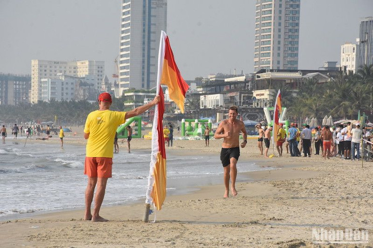 Hội thi có 5 đội nước ngoài tham gia gồm Úc, Myanmar, Phillipines, Malaysia. (Ảnh: ANH ĐÀO)