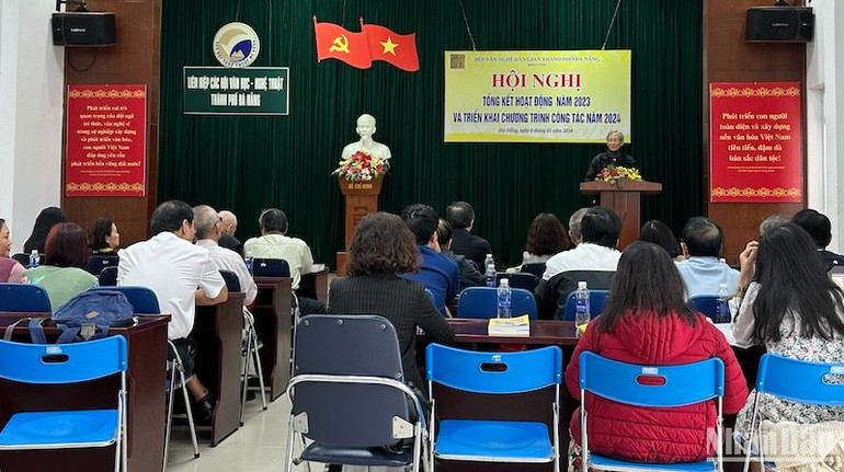 Nhiều ý kiến tâm huyết của các nhà nghiên cứu về văn hóa dân gian tại Đà Nẵng. (Ảnh: ANH ĐÀO)