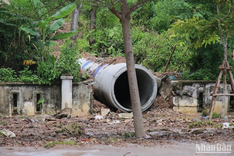 Ống cống thoát nước.