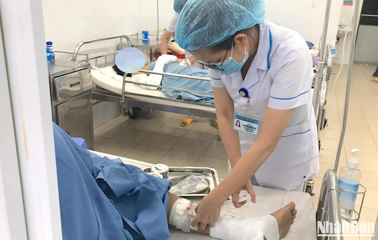 9 bệnh nhân đã được chuyển đến Bệnh viện Đà Nẵng, chiều ngày 3/11.