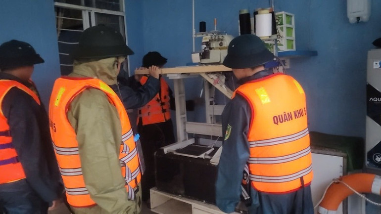 Đà Nẵng sẵn sàng các phương án di dời dân trong vùng bị ảnh hưởng do mưa lớn trong sáng ngày 5/11.