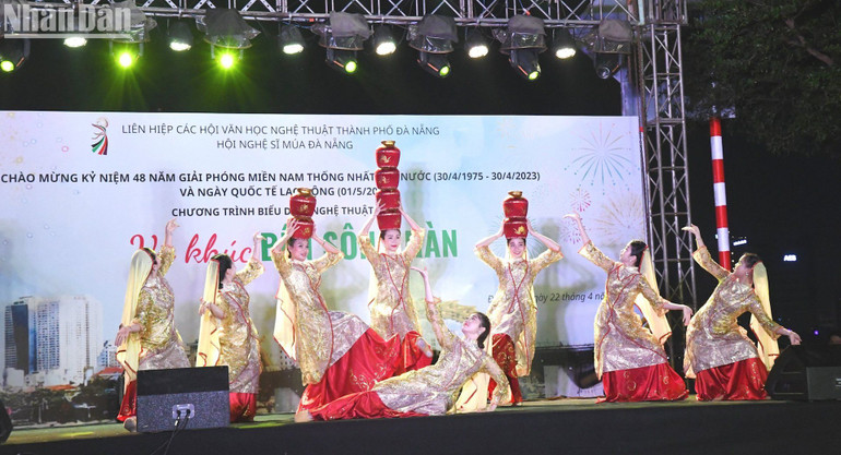 Chương trình với kỳ vọng sẽ làm phong phú thêm cho các hoạt động nghệ thuật hai bên bờ sông Hàn, Đà Nẵng.